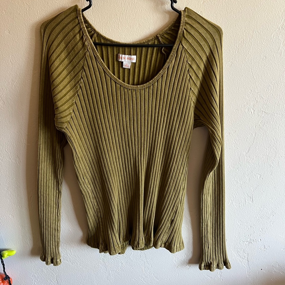 Knox rose top